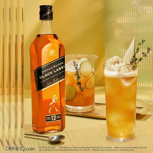 Kit Whisky Johnnie Walker Black Label 12 anos 1L - 6 Garrafas